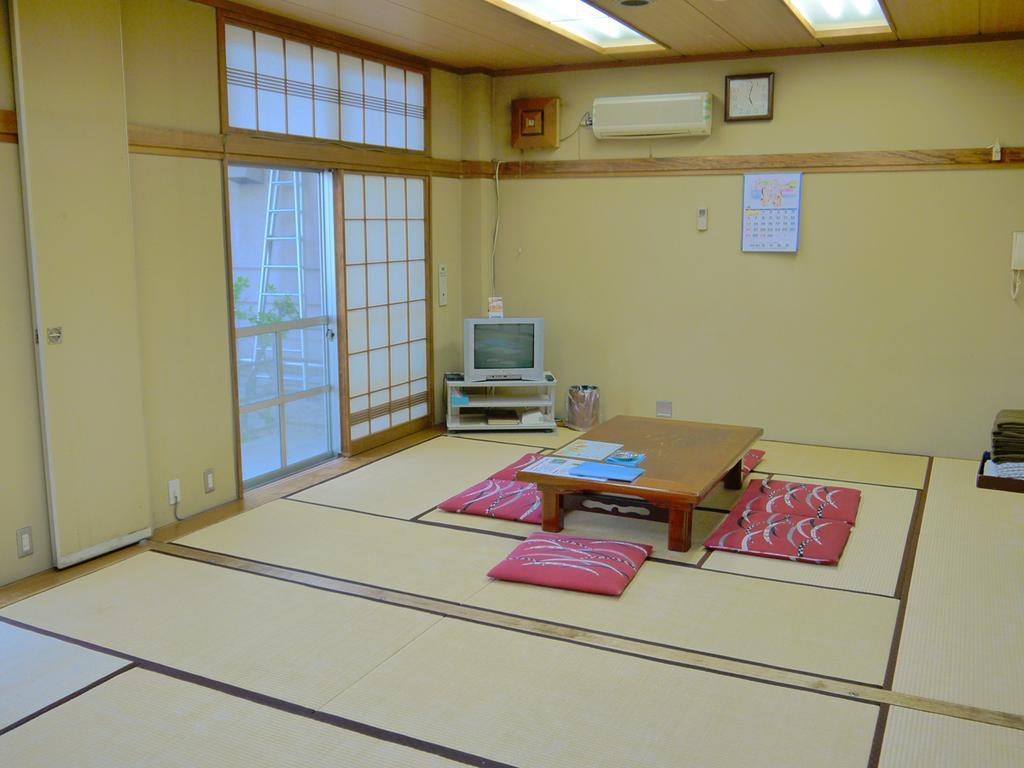 Jyuen Hotel Yamanashi  Buitenkant foto